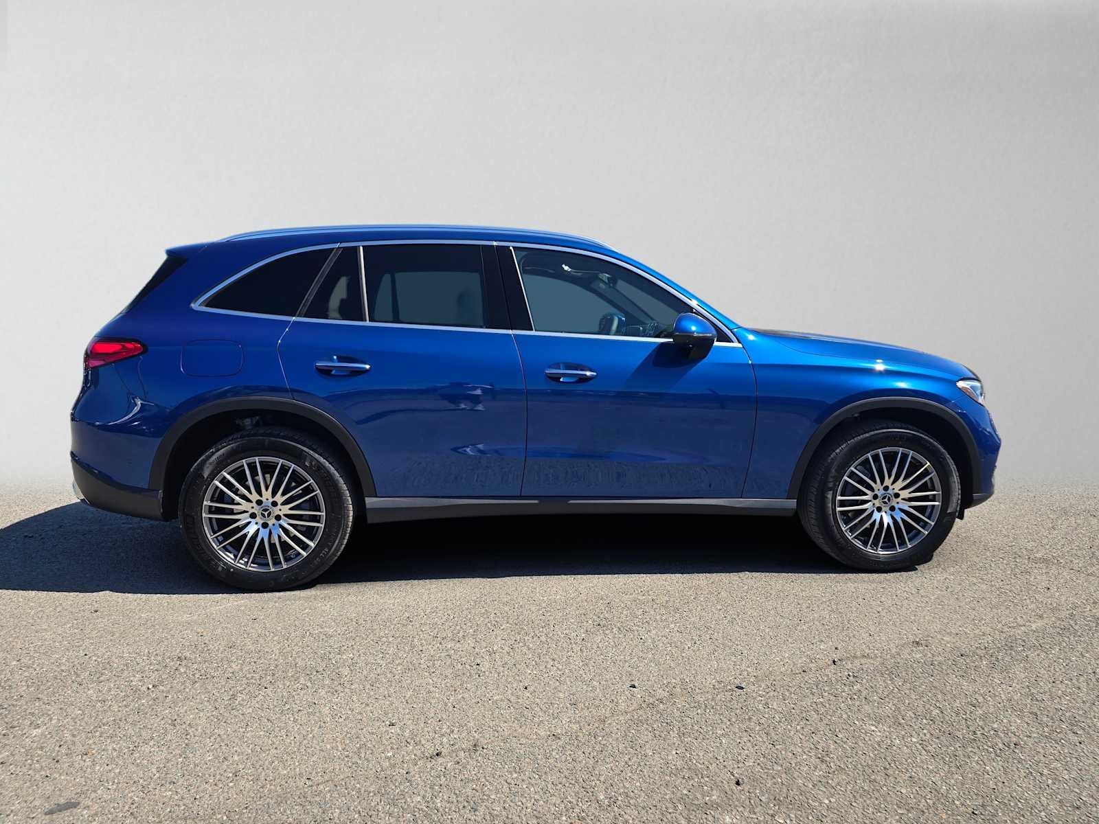 2027 Mercedes-Benz GLC 300 4MATIC® SUV