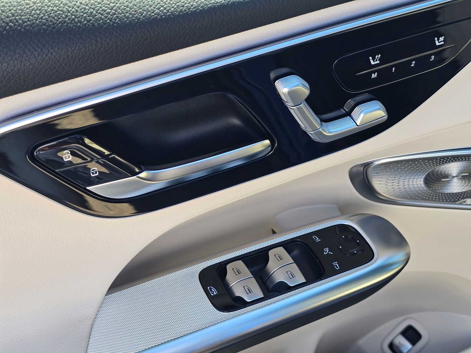2027 Mercedes-Benz GLC 300 4MATIC® SUV