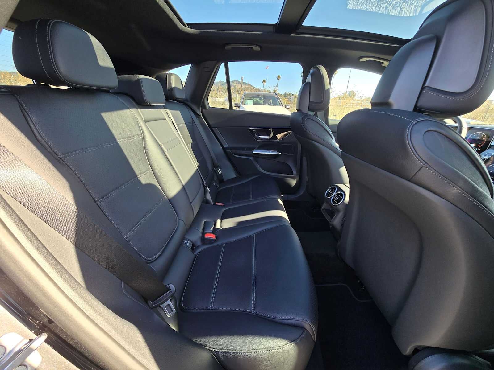 2027 Mercedes-Benz GLC 300 4MATIC® SUV