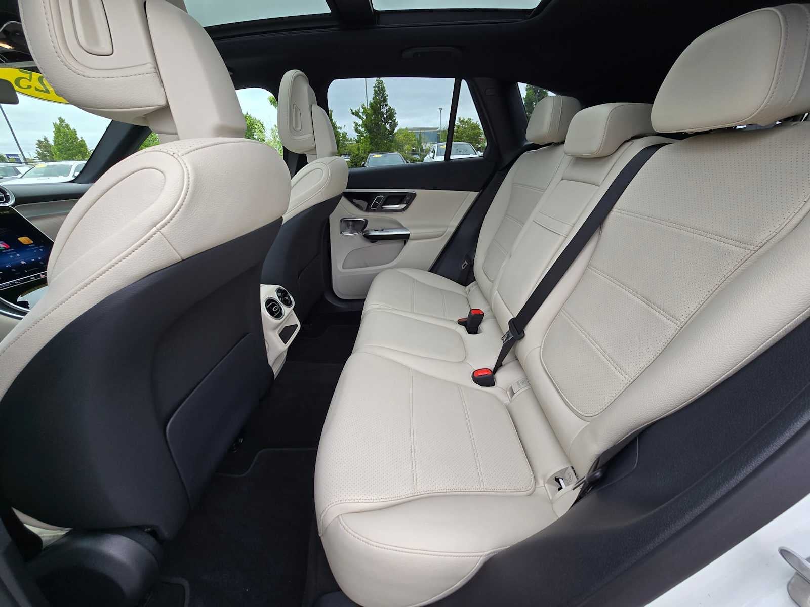 2025 Mercedes-Benz GLC 300 4MATIC® SUV