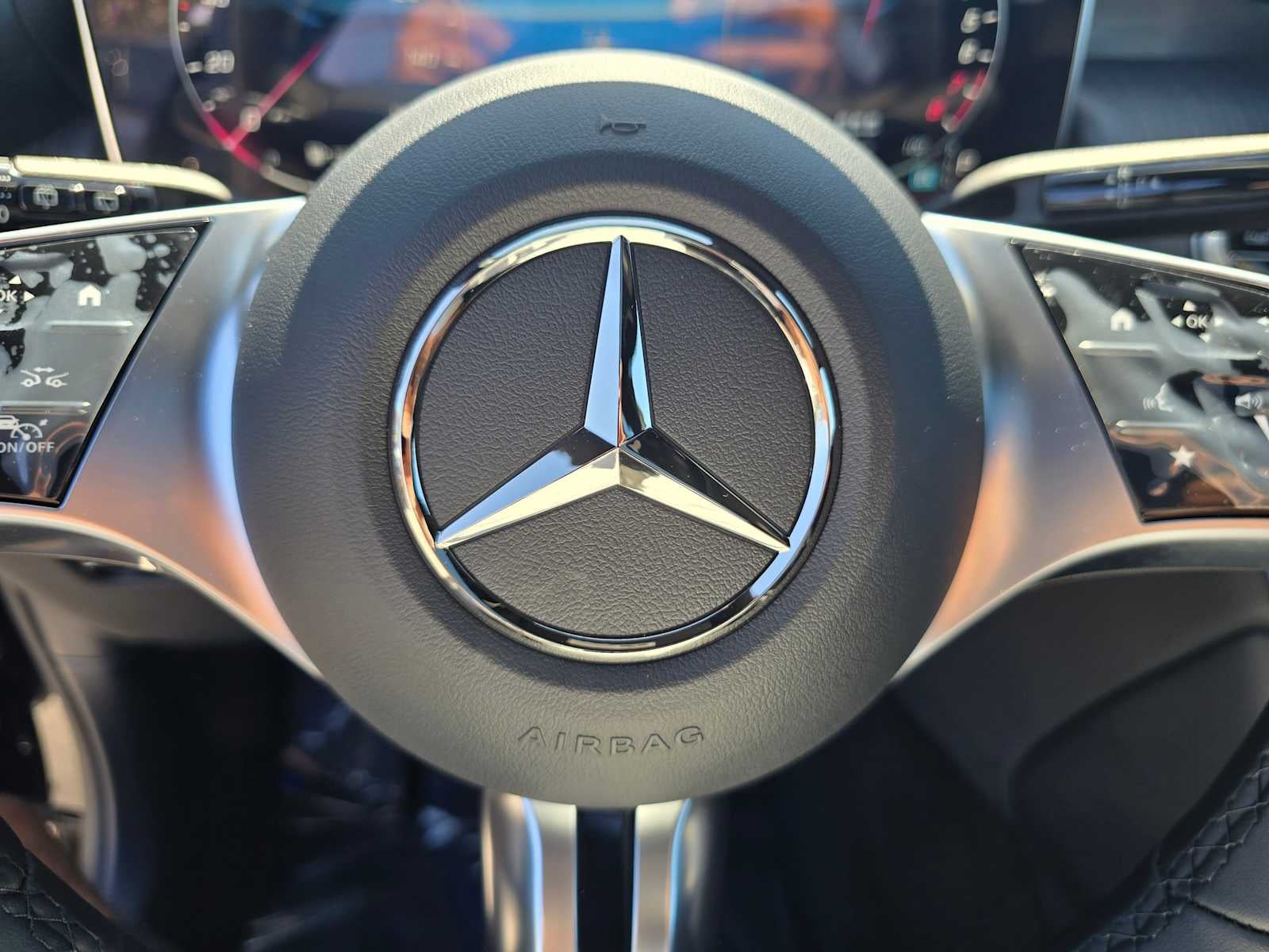 2027 Mercedes-Benz GLC 350e 4MATIC® SUV