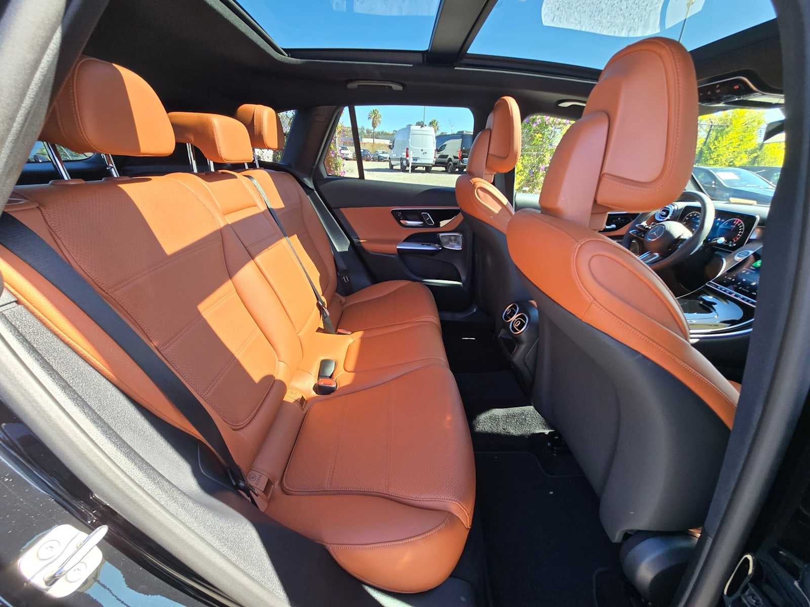2027 Mercedes-Benz GLC 350e 4MATIC® SUV