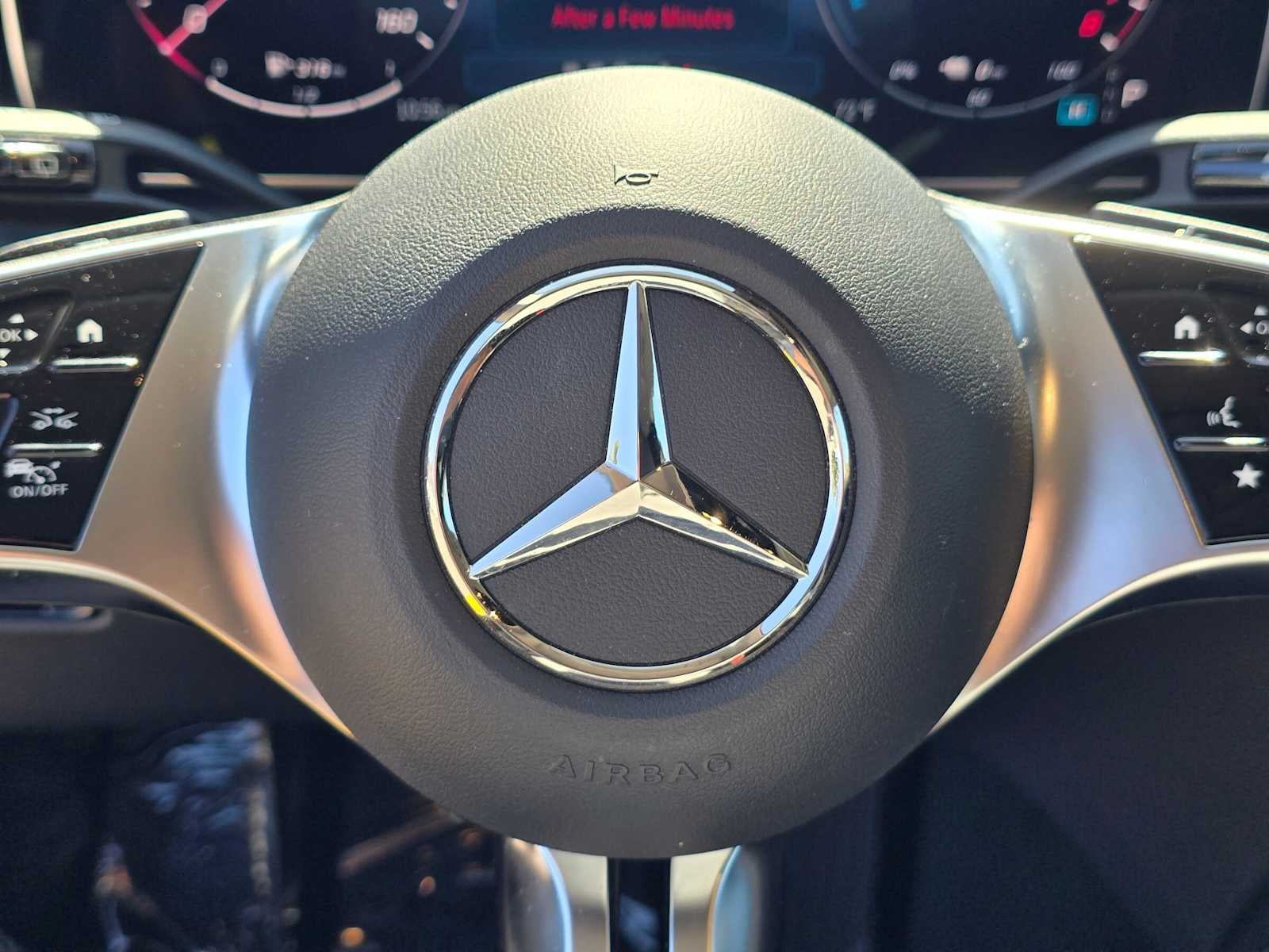 2025 Mercedes-Benz GLC 350e 4MATIC® SUV