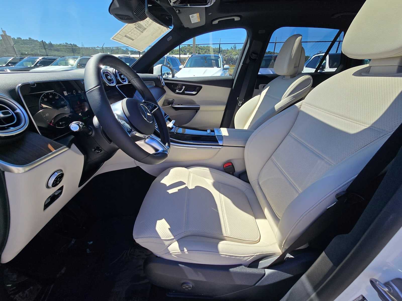2027 Mercedes-Benz GLC 350e 4MATIC® SUV