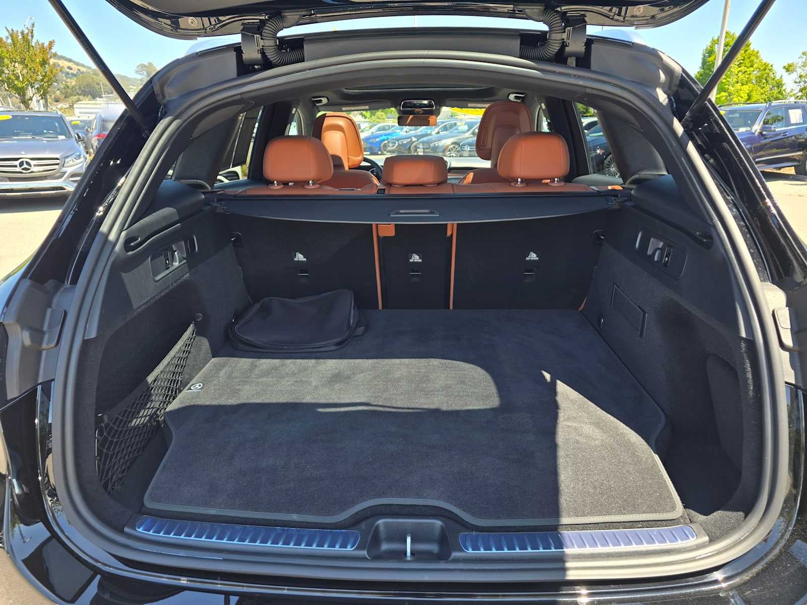 2025 Mercedes-Benz GLC 350e 4MATIC® SUV