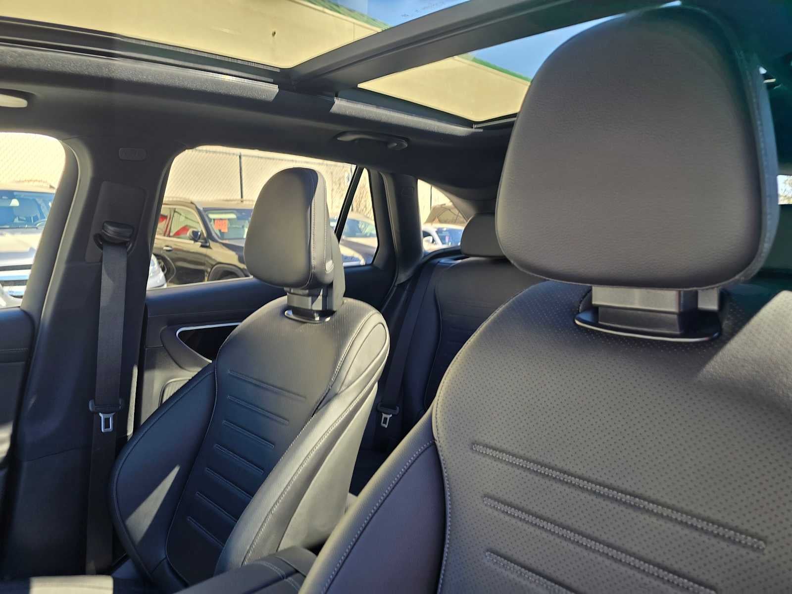 2026 Mercedes-Benz GLC 350e GLC 350e