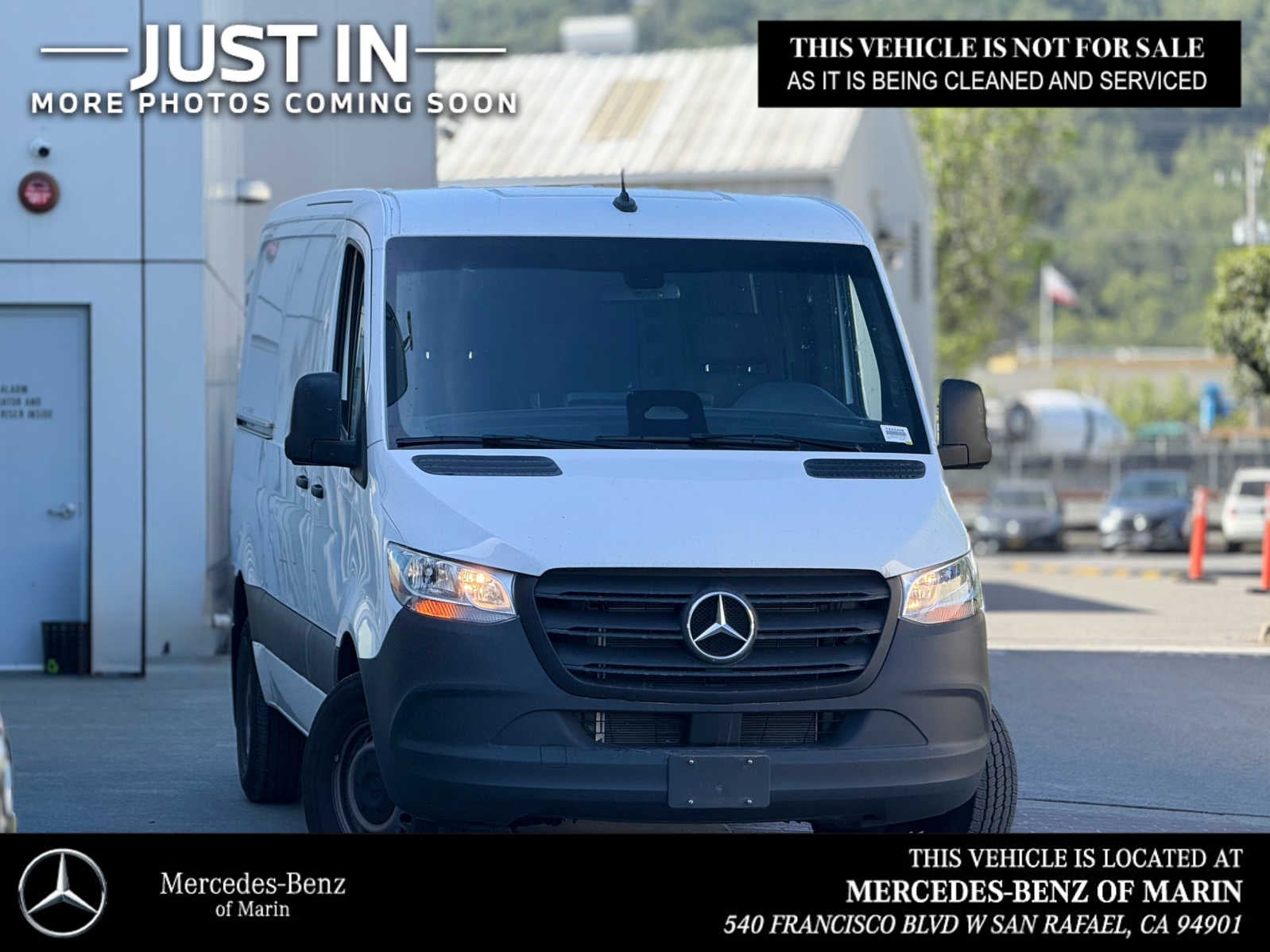 2025 Mercedes-Benz Sprinter Cargo Van 2500 Standard Roof I4 Diesel 144" RWD
