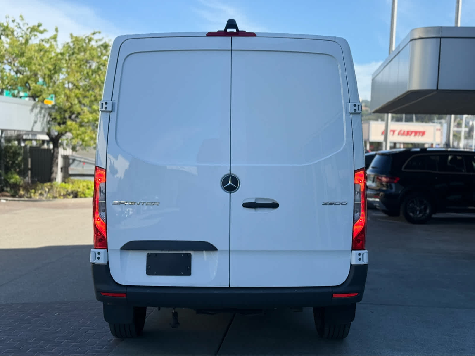 2025 Mercedes-Benz Sprinter Cargo Van 2500 Standard Roof I4 Diesel 144" RWD