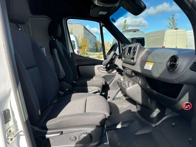 2023 Mercedes-Benz Sprinter 1500 Standard Roof I4 Gas 144" RWD