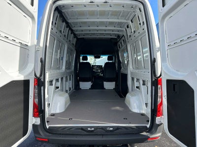 2023 Mercedes-Benz Sprinter 1500 Standard Roof I4 Gas 144" RWD