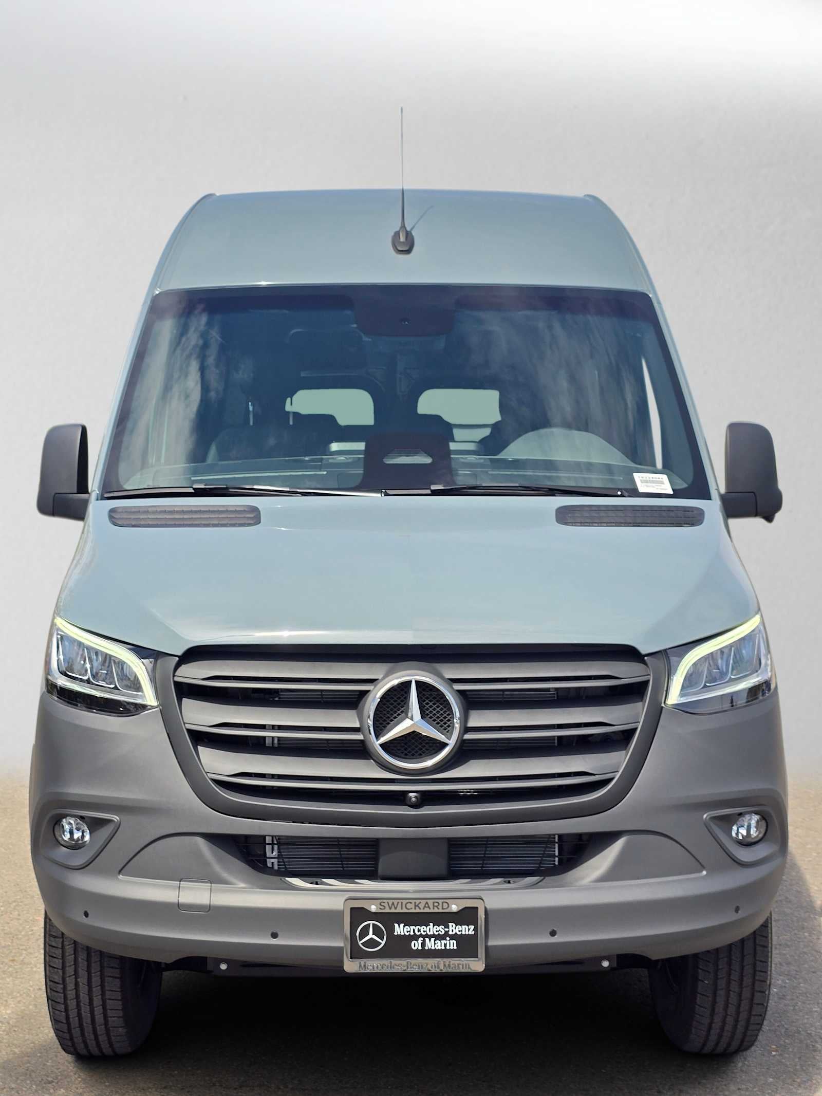 2026 Mercedes-Benz Sprinter Passenger Van 2500 Standard Roof I4 Diesel HO 144 AWD