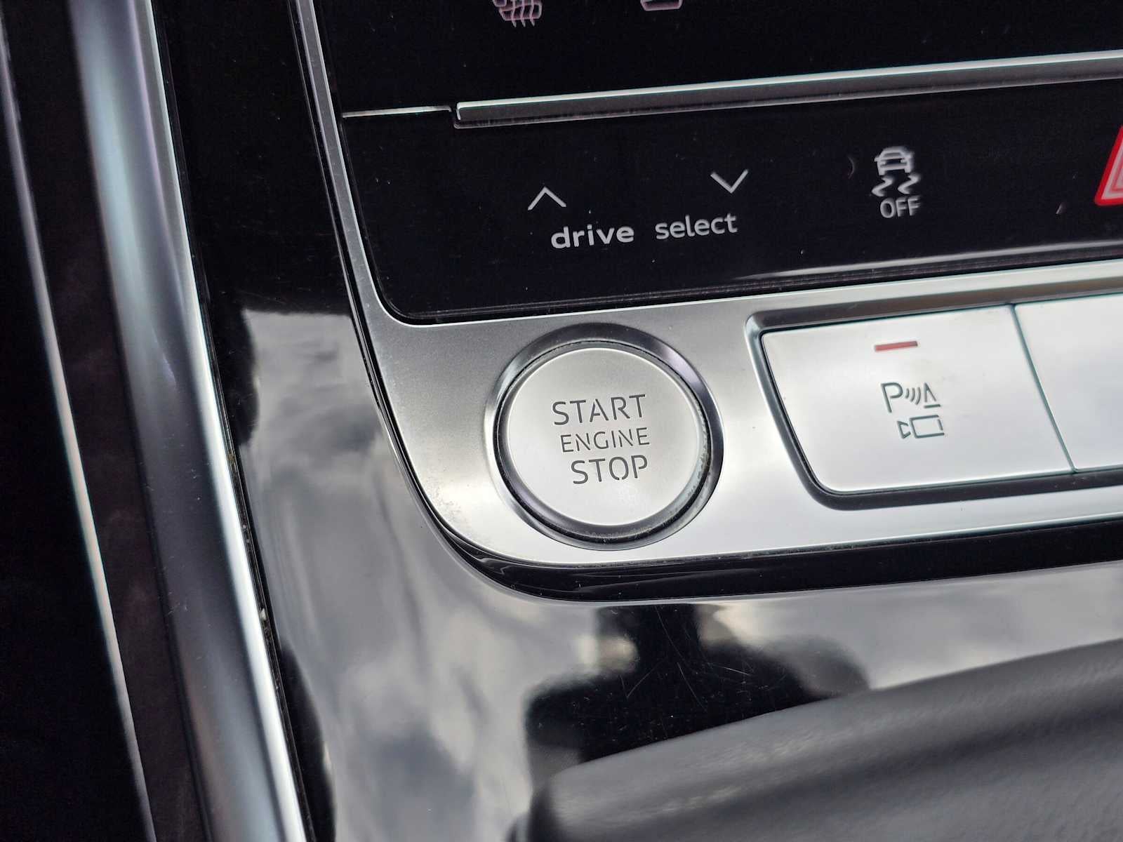 2019 Audi Q8 Prestige