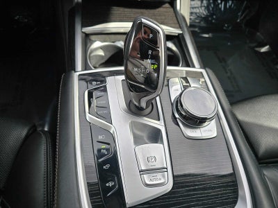 2020 BMW 7 Series 745e xDrive iPerformance