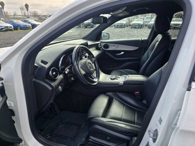 2019 Mercedes-Benz GLC 300 GLC 300