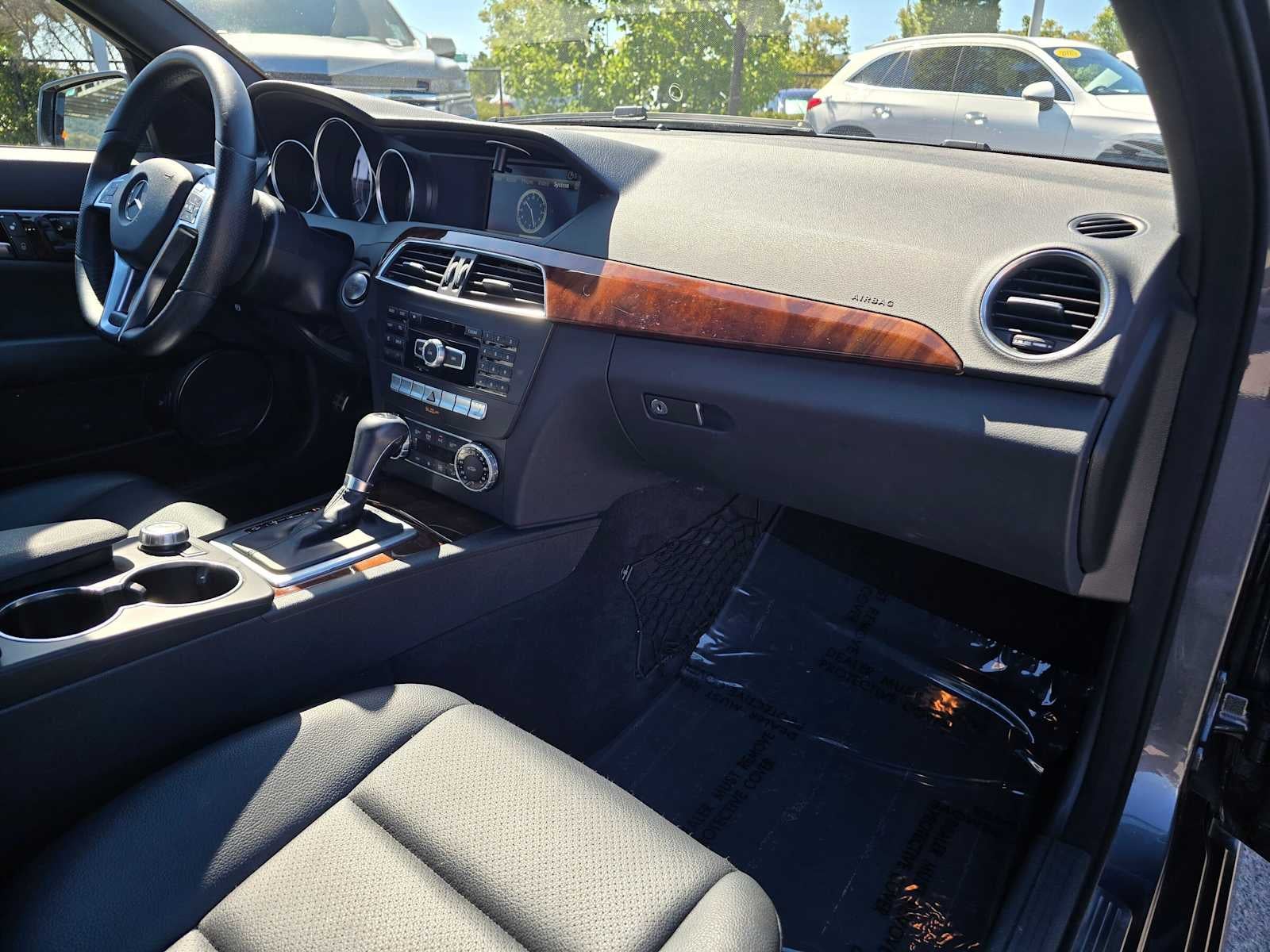 2014 Mercedes-Benz C 250 4dr Sdn RWD