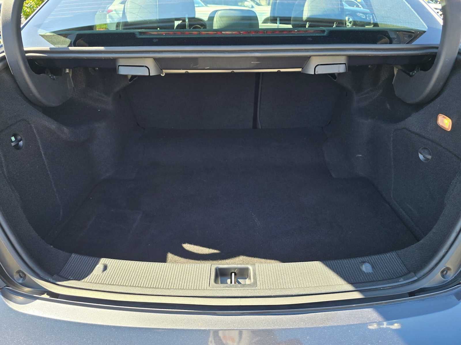 2014 Mercedes-Benz C 250 4dr Sdn RWD