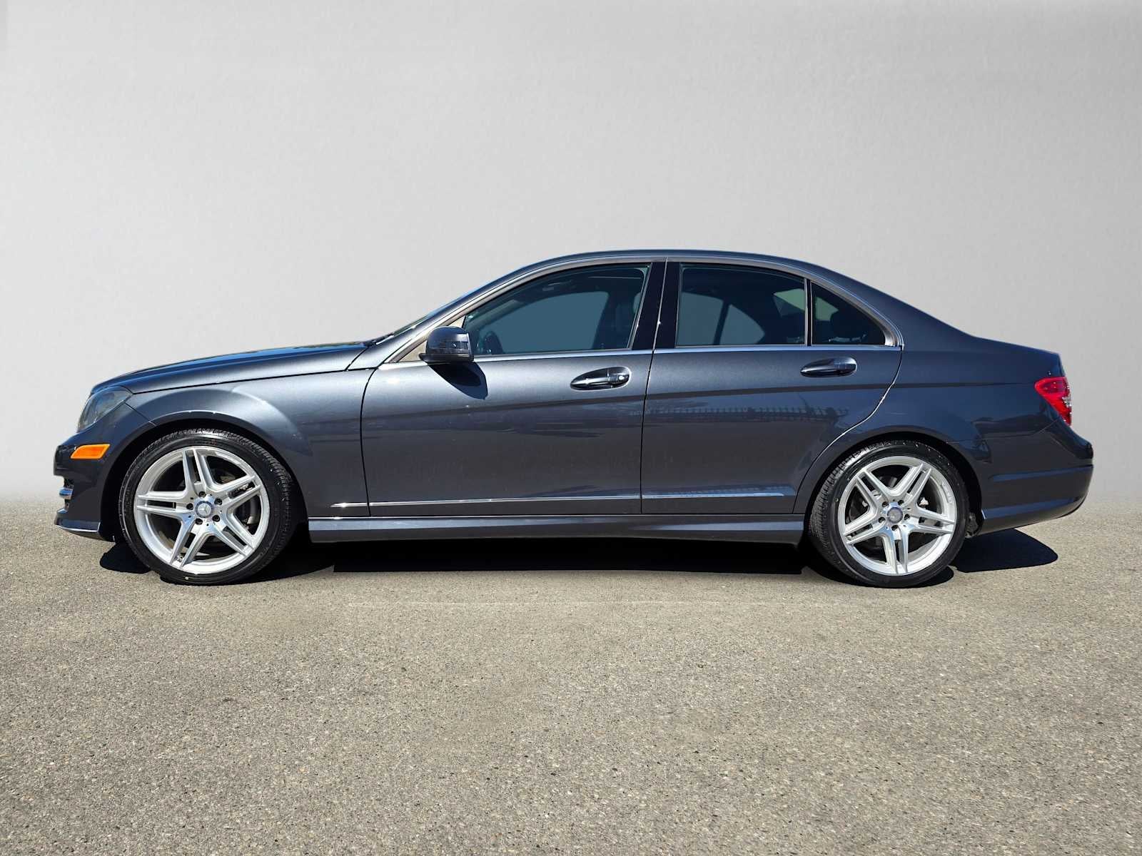 2014 Mercedes-Benz C 250 4dr Sdn RWD