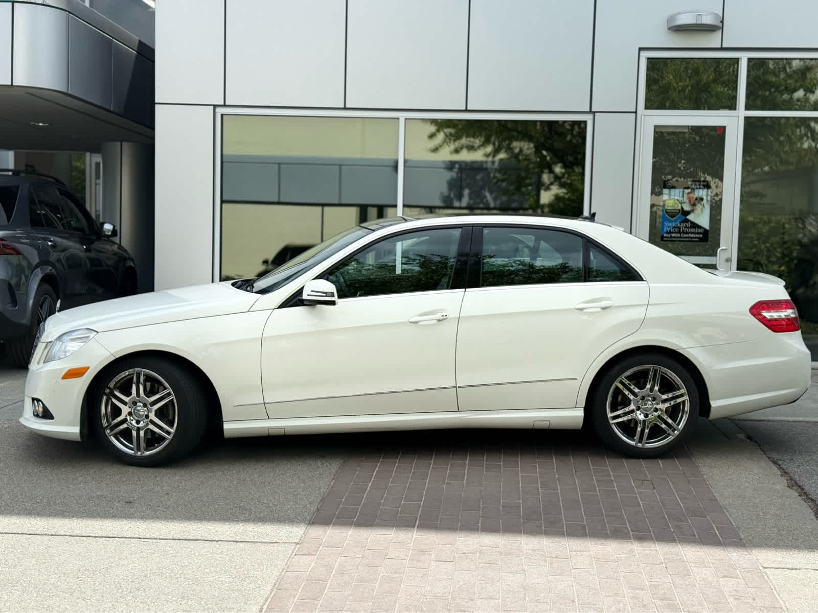 2010 Mercedes-Benz E 350 4dr Sdn RWD