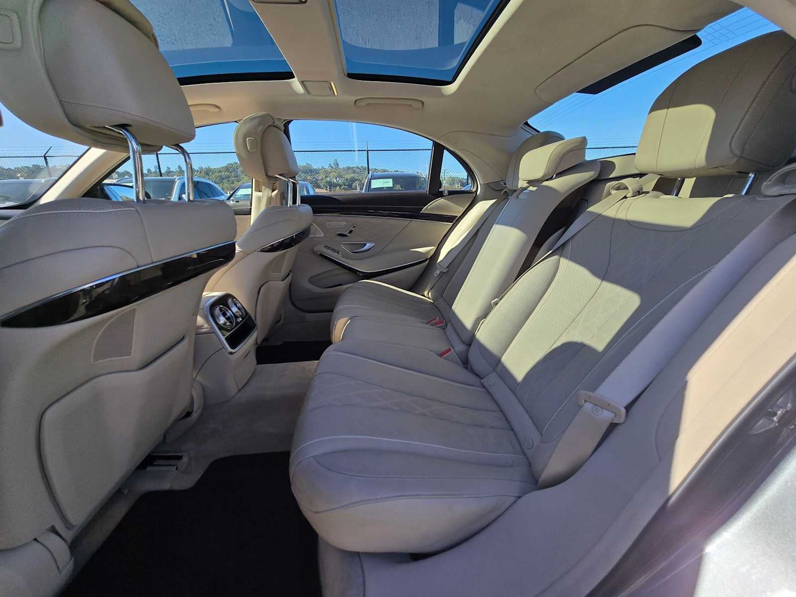 2019 Mercedes-Benz S 560 Sedan