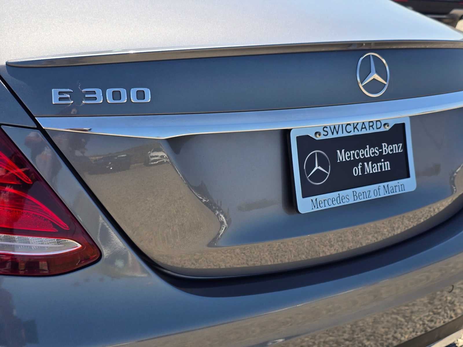 2017 Mercedes-Benz E 300 RWD Sedan