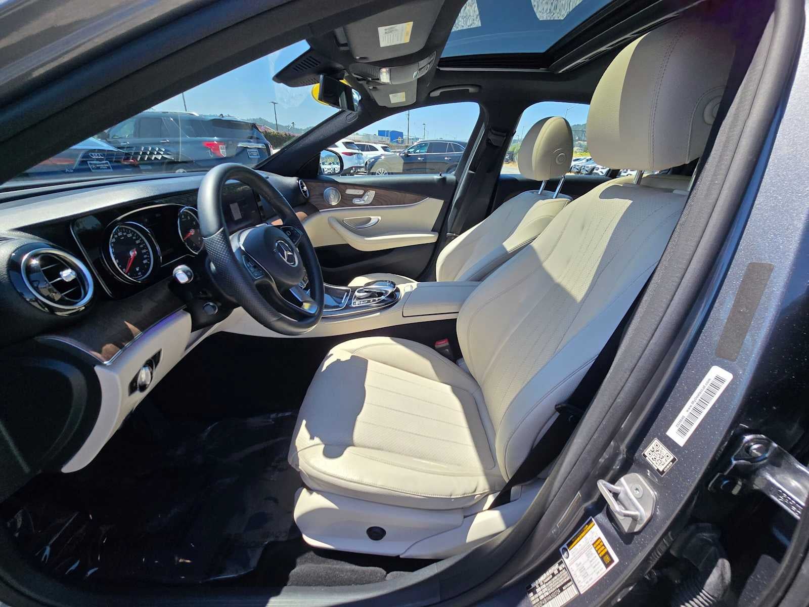 2017 Mercedes-Benz E 300 RWD Sedan