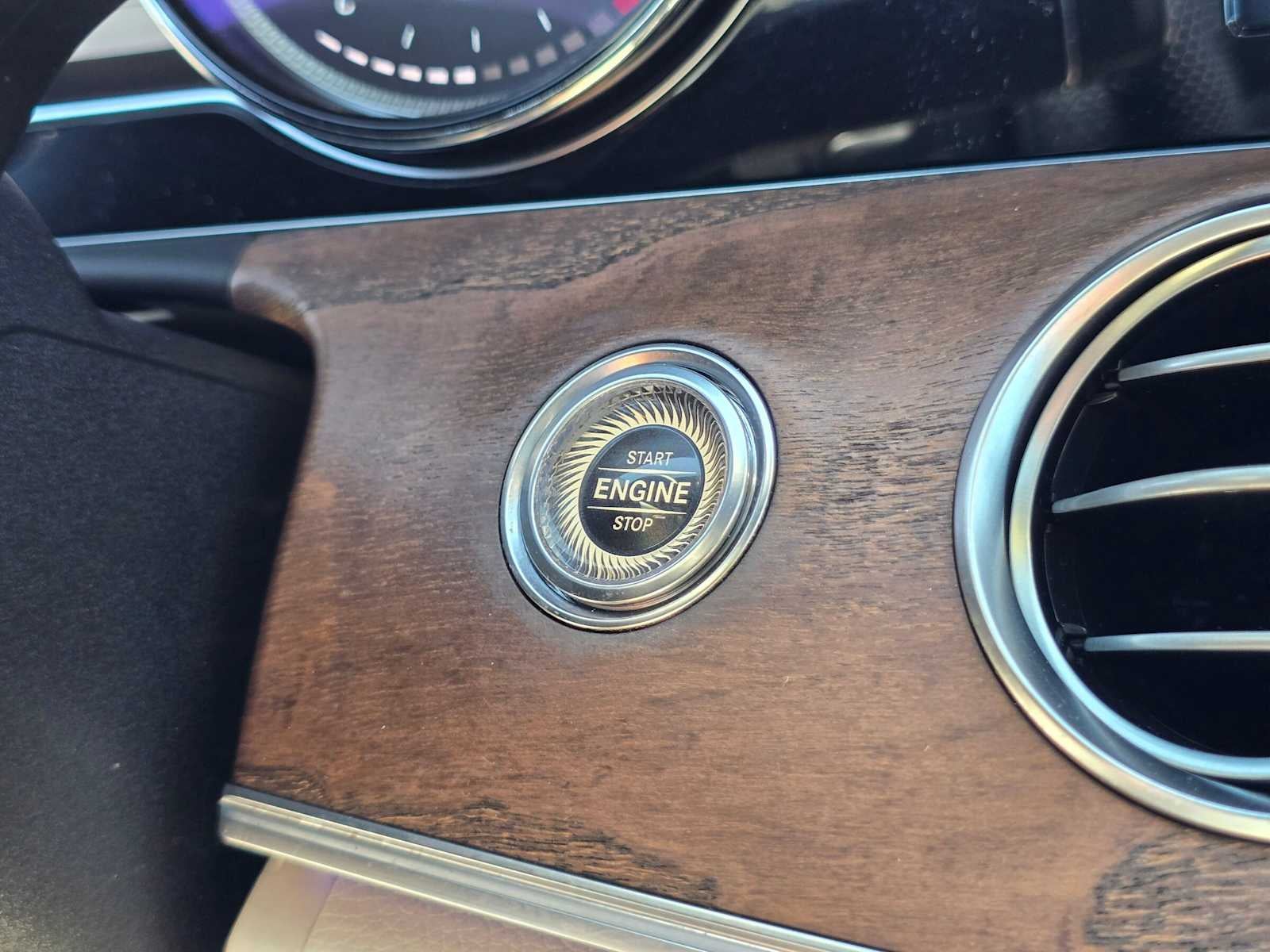 2017 Mercedes-Benz E 300 RWD Sedan