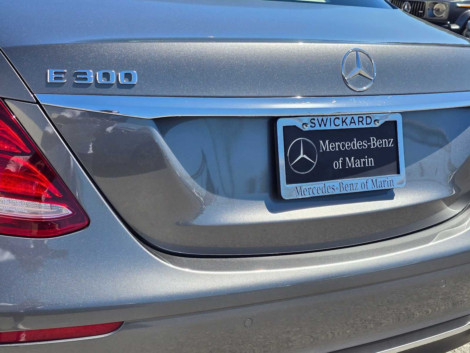 2017 Mercedes-Benz E 300 RWD Sedan
