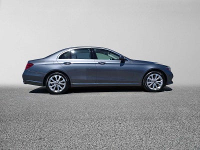 2017 Mercedes-Benz E 300 RWD Sedan