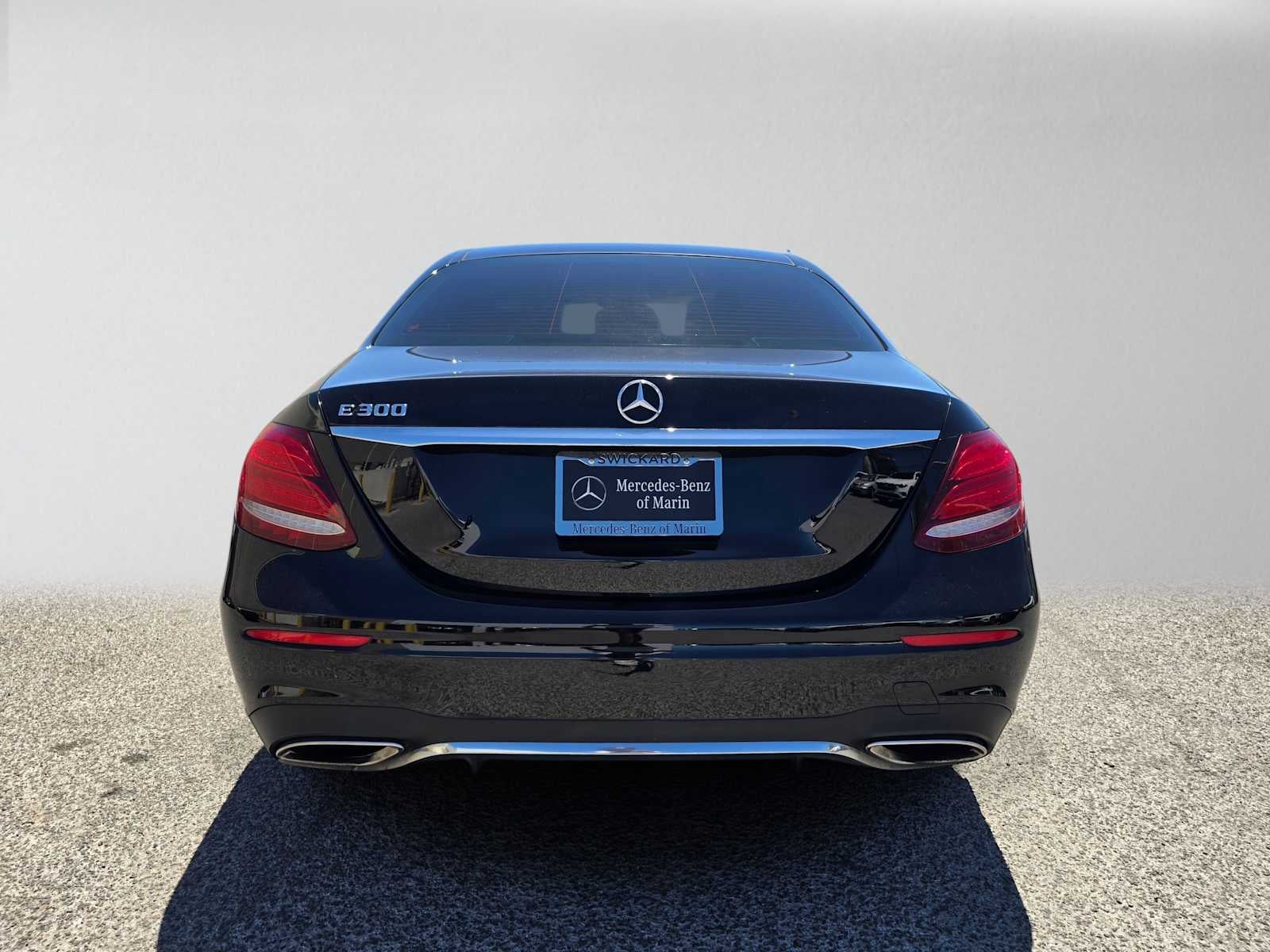 2019 Mercedes-Benz E 300 RWD Sedan