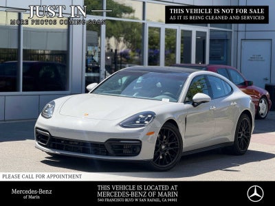2023 Porsche Panamera RWD