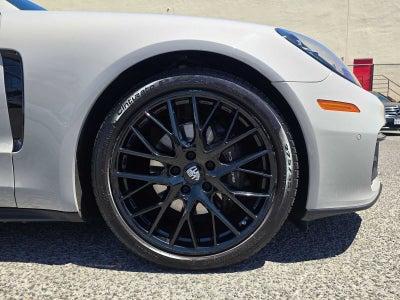 2023 Porsche Panamera RWD