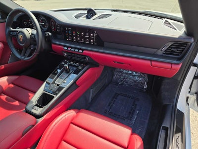 2024 Porsche 911 4 GTS
