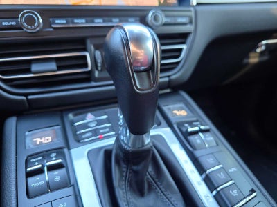 2020 Porsche Macan AWD