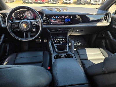 2024 Porsche Cayenne S