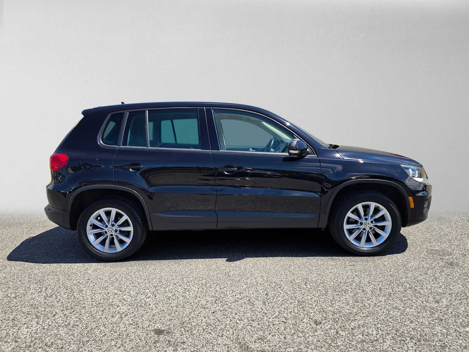 Used 2014 Volkswagen Tiguan SE with VIN WVGAV3AXXEW045644 for sale in San Rafael, CA