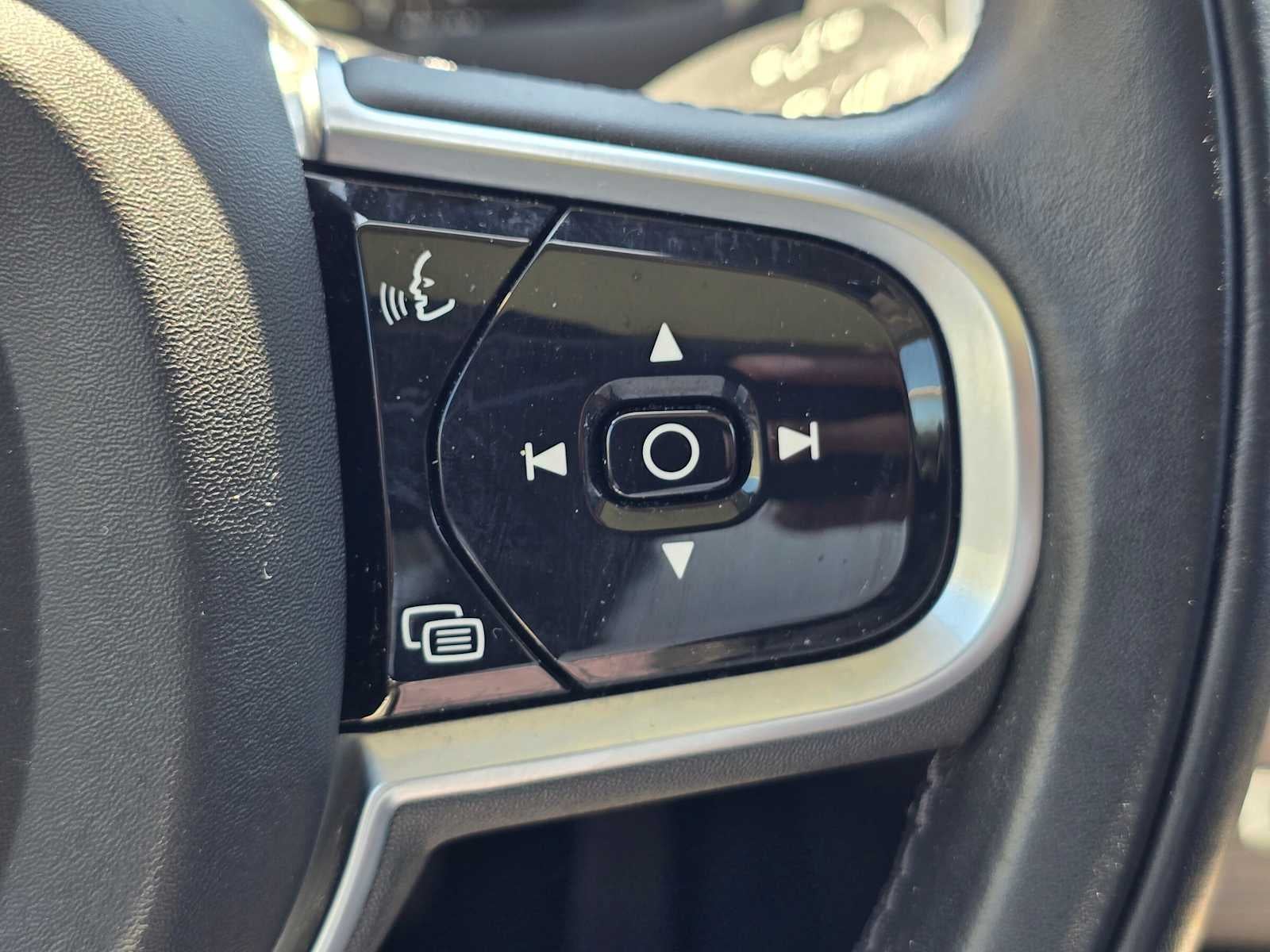 2022 Volvo XC90 Recharge Plug-In Hybrid Inscription