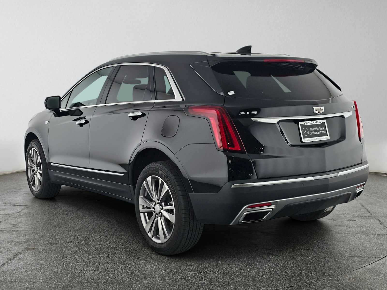 2023 Cadillac XT5 FWD Premium Luxury