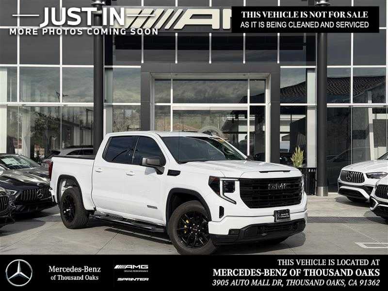 2024 GMC Sierra 1500 Elevation