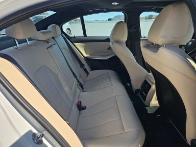 2024 BMW 330i 330i