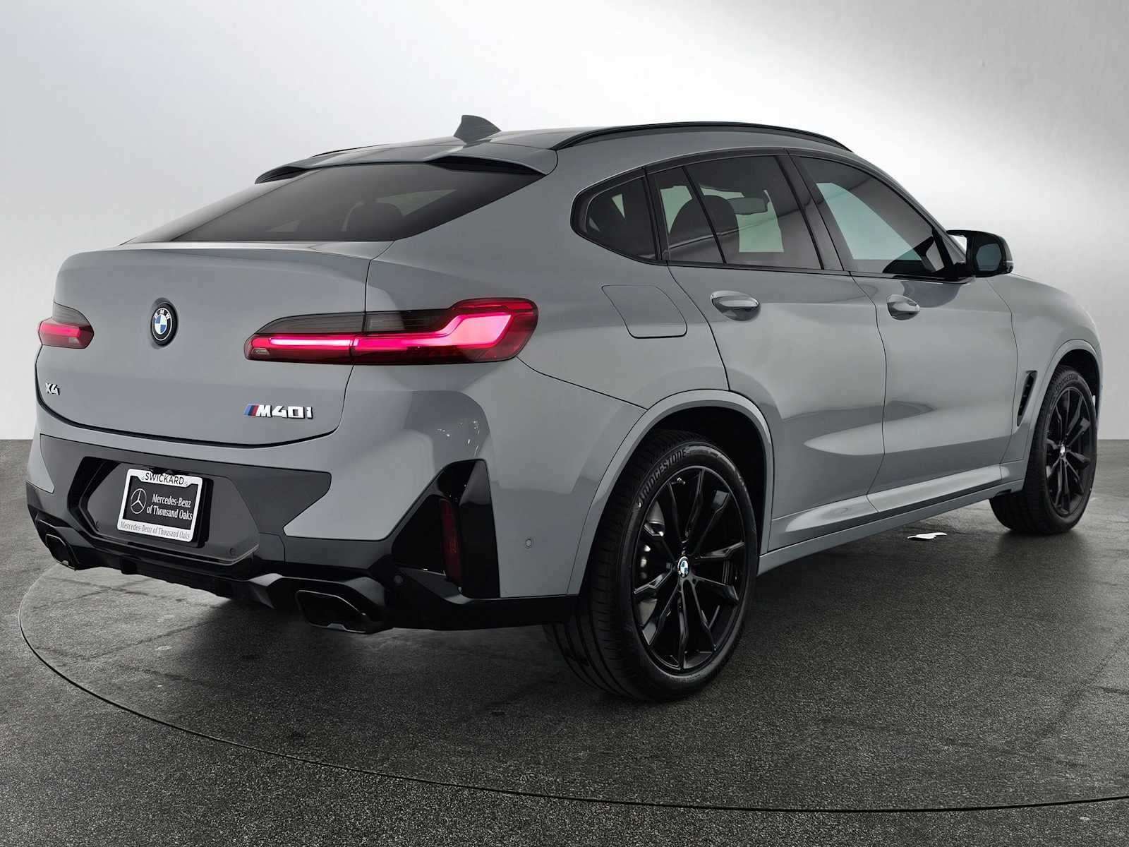2024 BMW X4 M40i