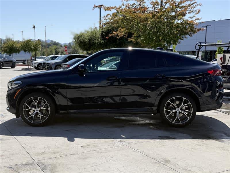 2022 BMW X6 xDrive40i xDrive40i