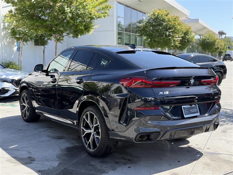 2022 BMW X6 xDrive40i xDrive40i