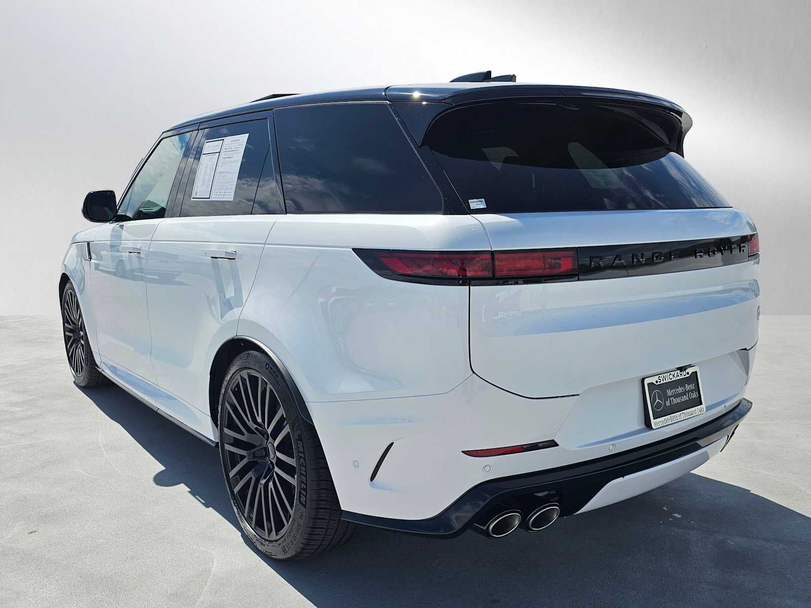 2026 Land Rover Range Rover Sport SV