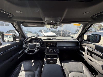 2022 Land Rover Defender X-Dynamic SE