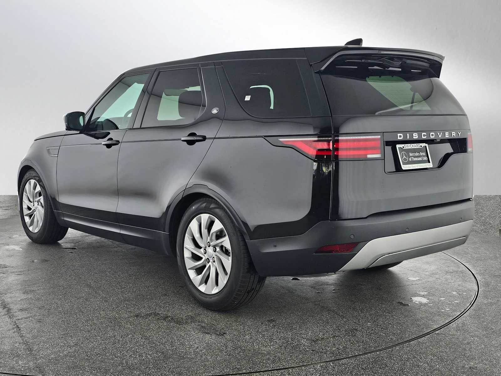 2025 Land Rover Discovery S