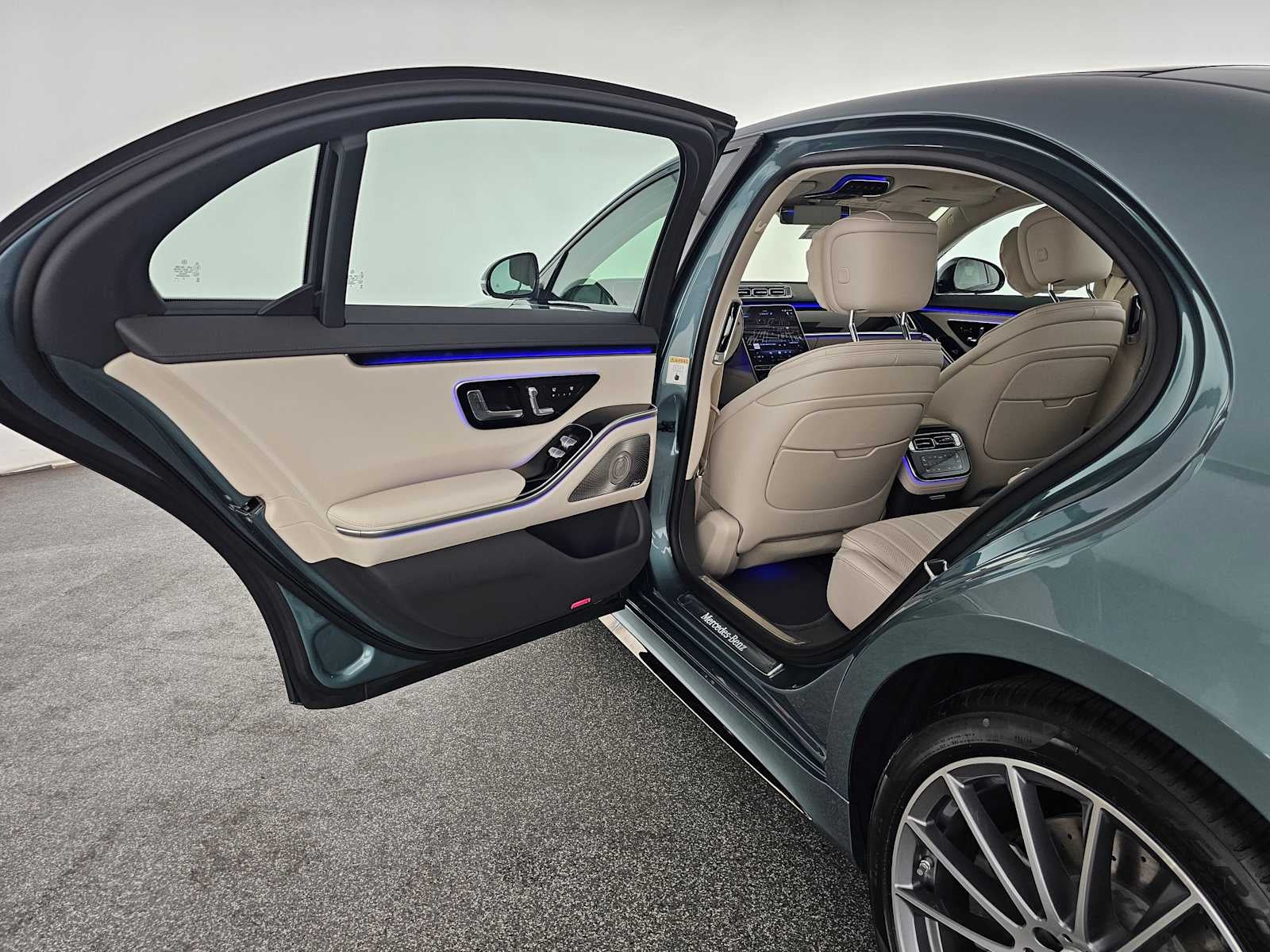 2026 Mercedes-Benz S 500 4MATIC® Sedan