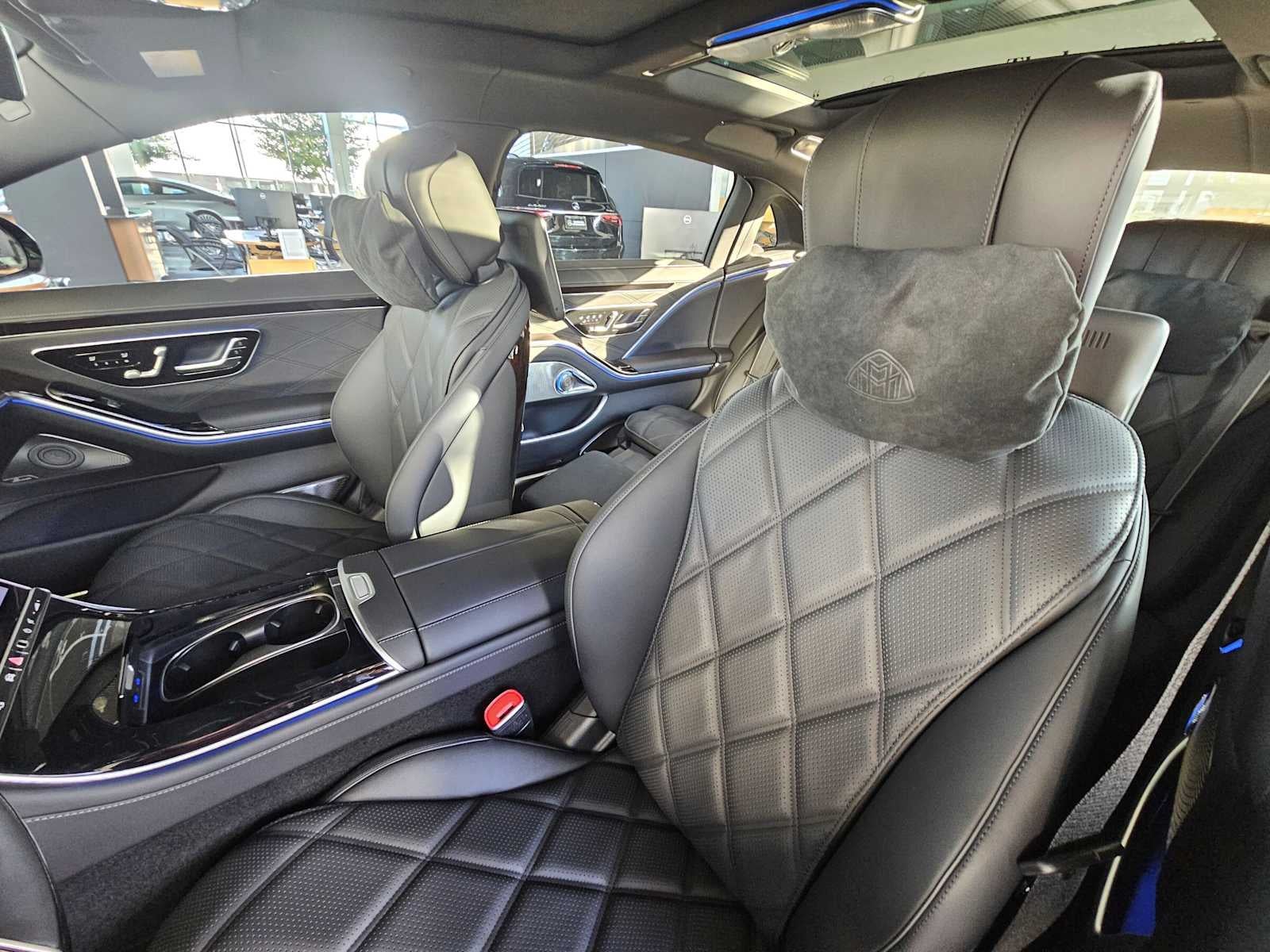 2026 Mercedes-Benz Maybach S 580 4MATIC® Sedan