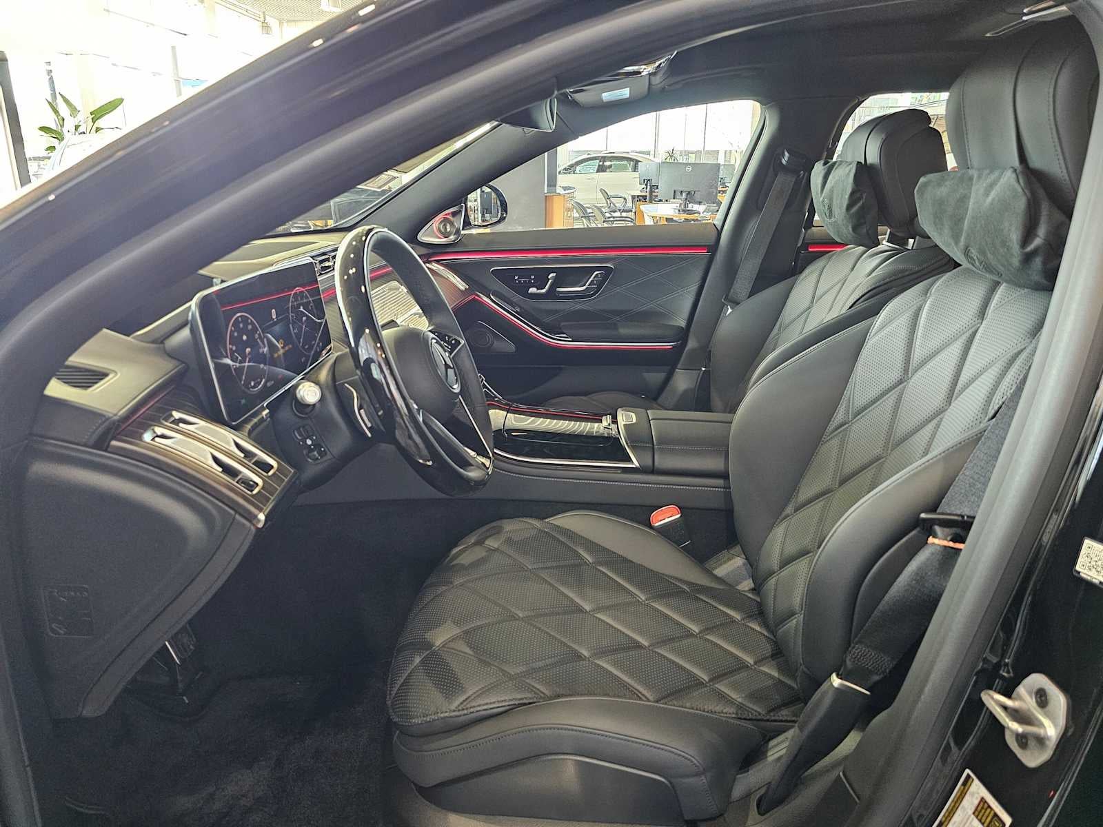 2026 Mercedes-Benz Maybach S 580 4MATIC® Sedan