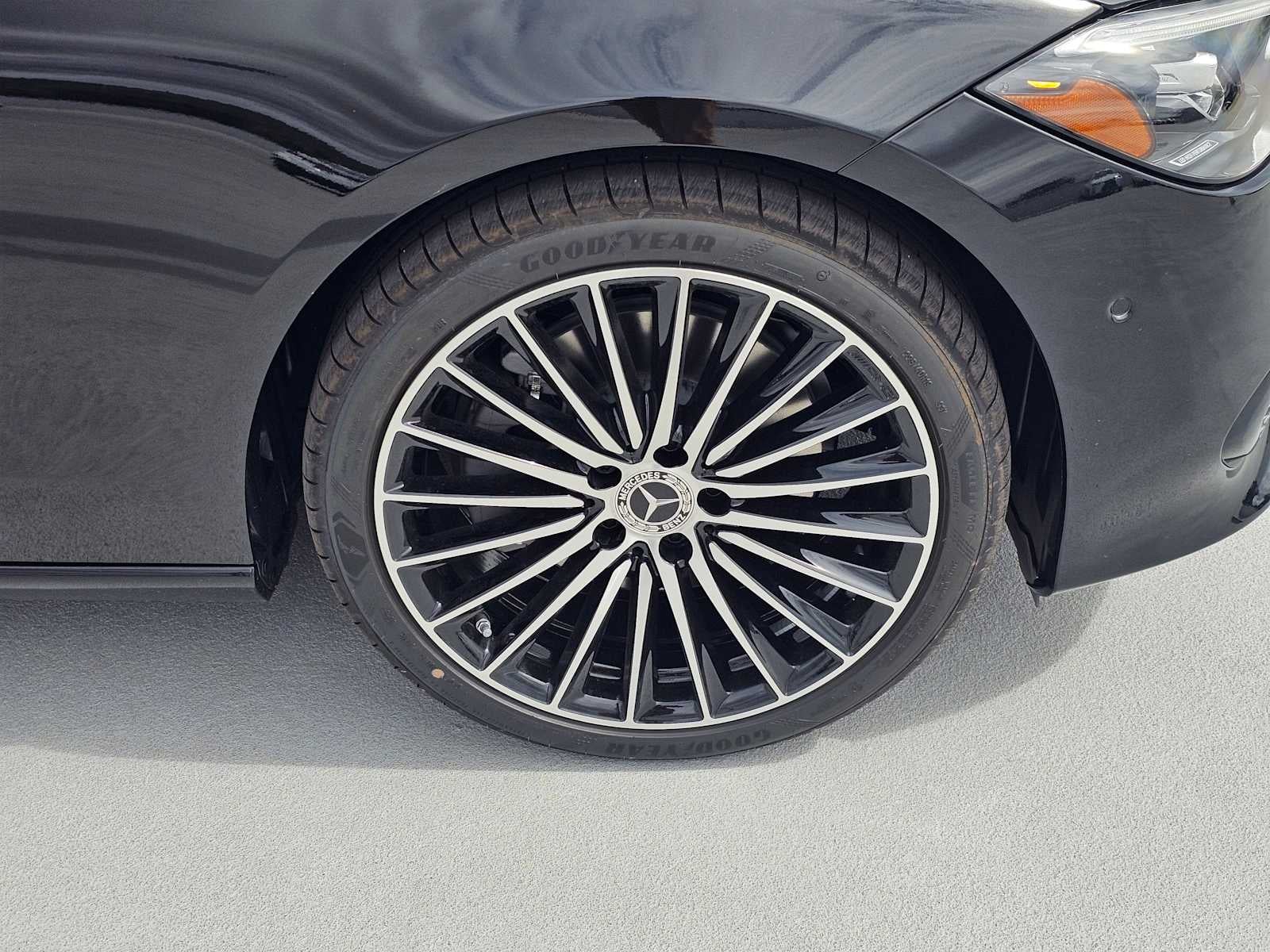 2026 Mercedes-Benz C 300 Sedan
