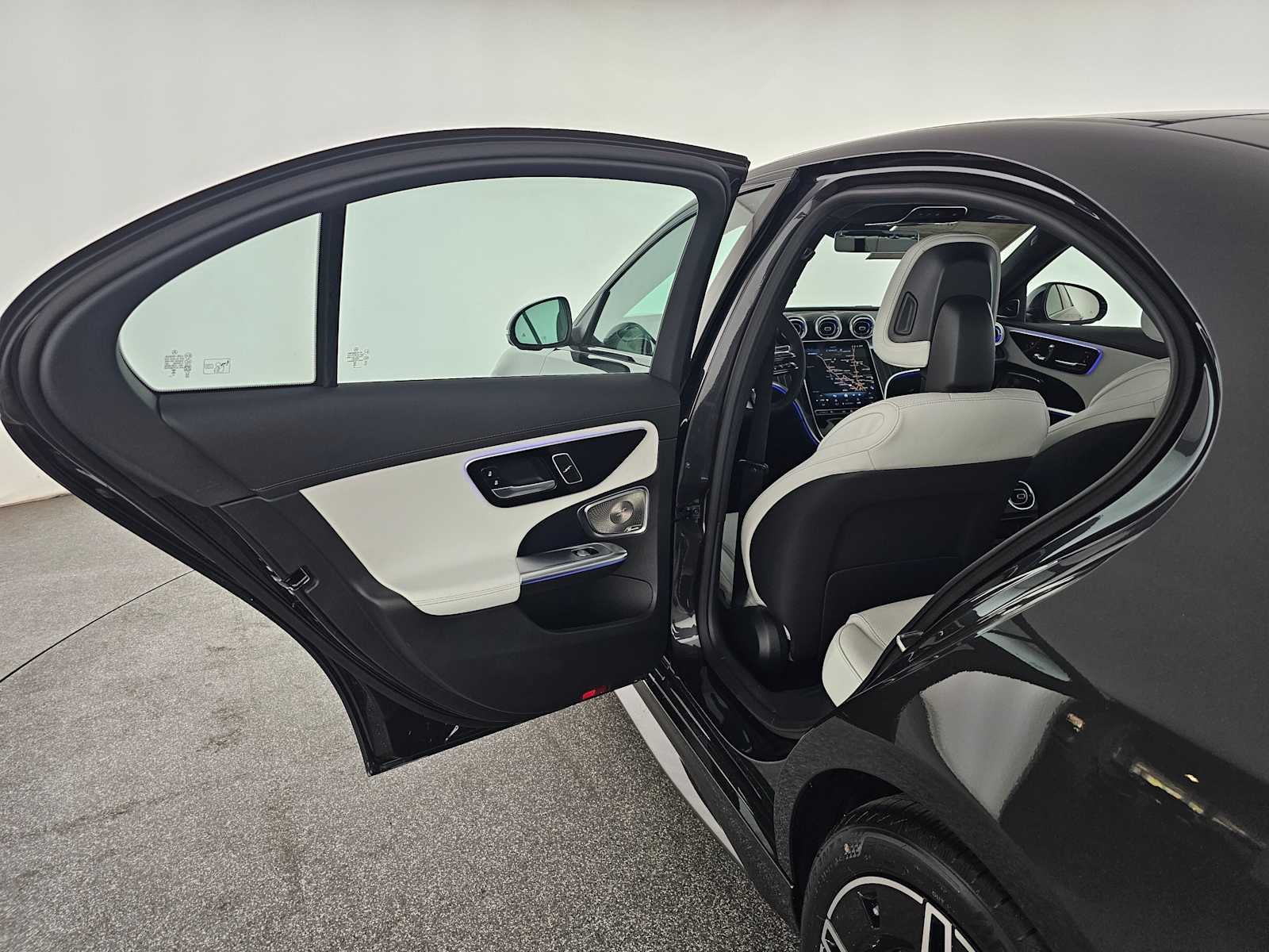 2026 Mercedes-Benz C 300 4MATIC® Sedan